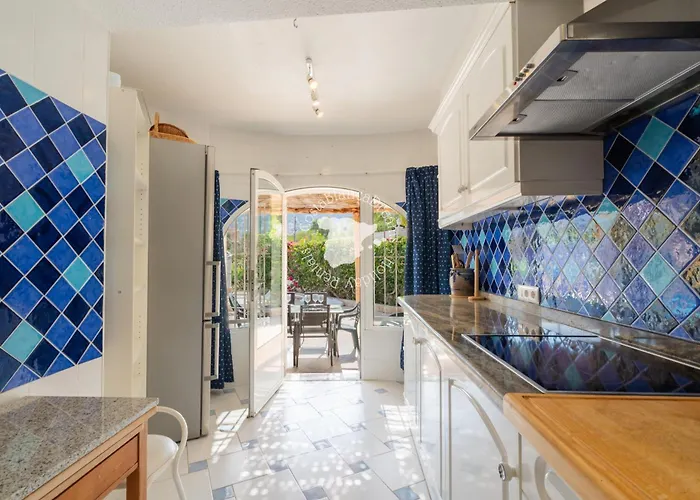 Costablancadreams Casa Azul In Кальпе